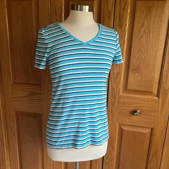 TALBOTS  -- Cotton V-Neck Tee - Merida Stripe -- Excellent Condition - Picture 2 of 13
